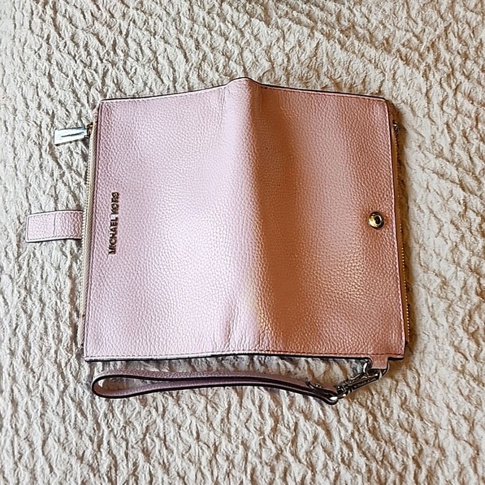 Michael Kors wallet